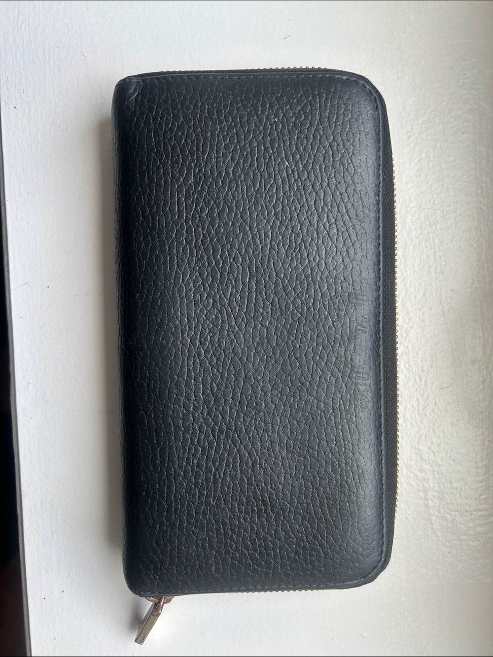 Cuyana Black Leather Zip Wallet for women